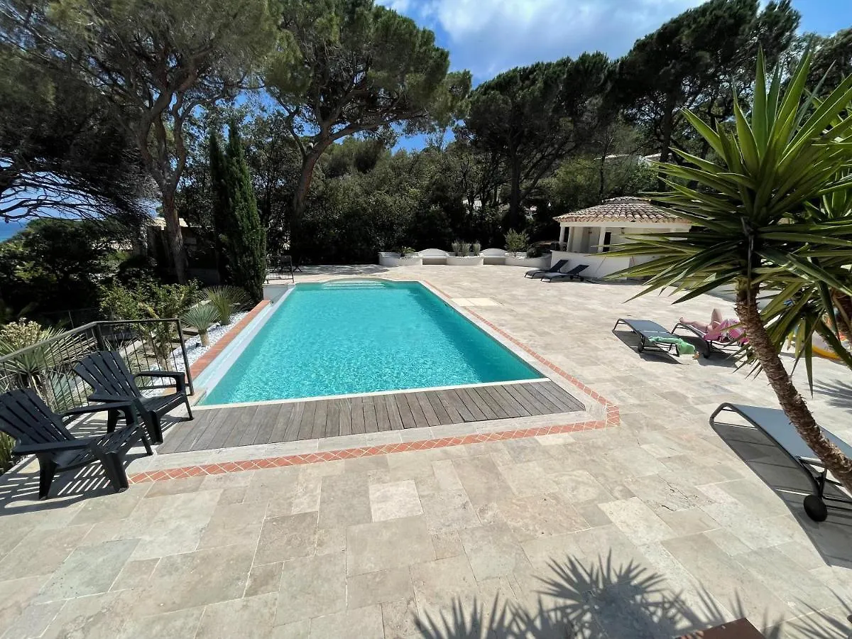 Magnifique Villa A 100 M Plage Climatisation Vue Mer Exceptionnelle Sainte-Maxime France