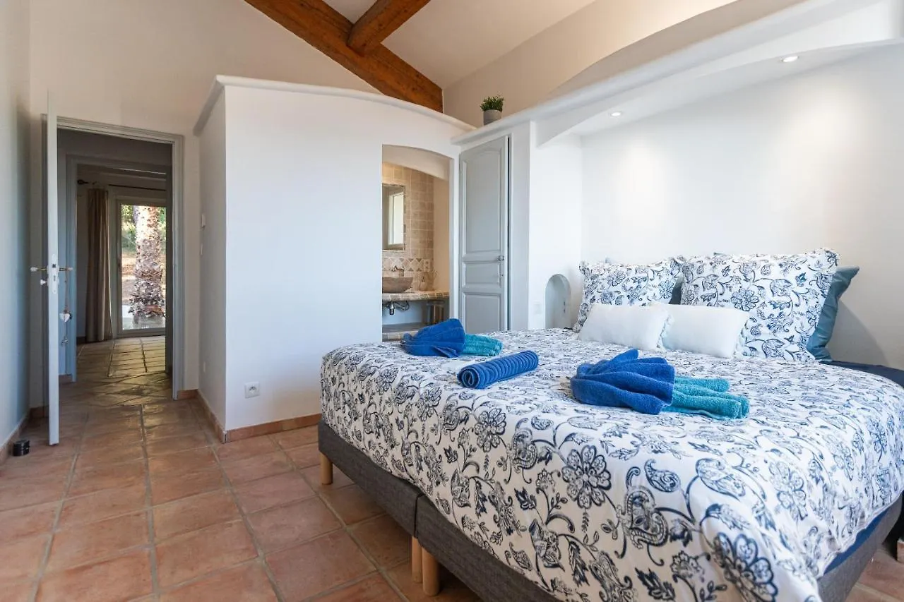Magnifique Villa A 100 M Plage Climatisation Vue Mer Exceptionnelle Sainte-Maxime 0*,  France
