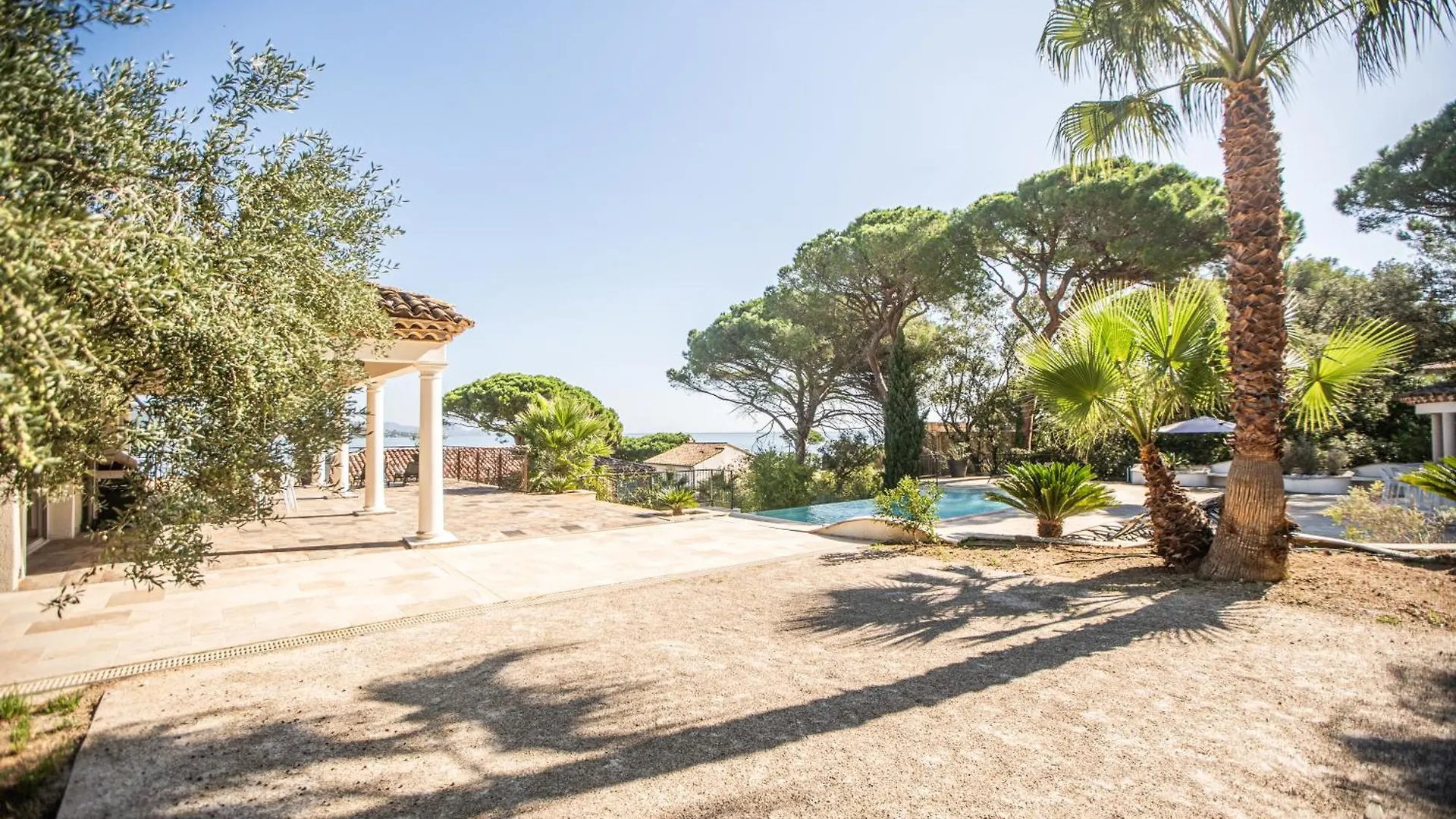 Magnifique Villa A 100 M Plage Climatisation Vue Mer Exceptionnelle Sainte-Maxime