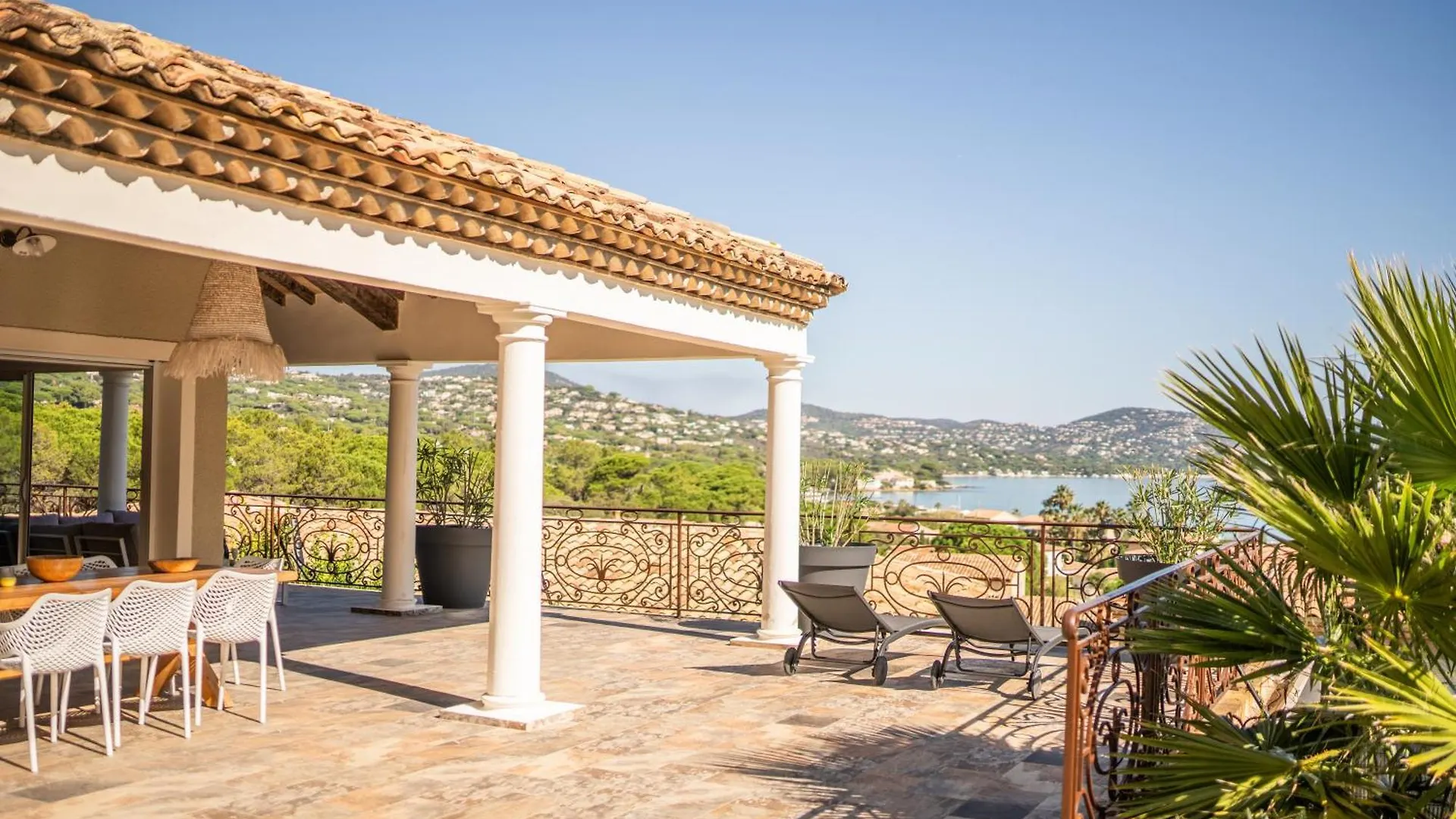 Magnifique Villa A 100 M Plage Climatisation Vue Mer Exceptionnelle Sainte-Maxime