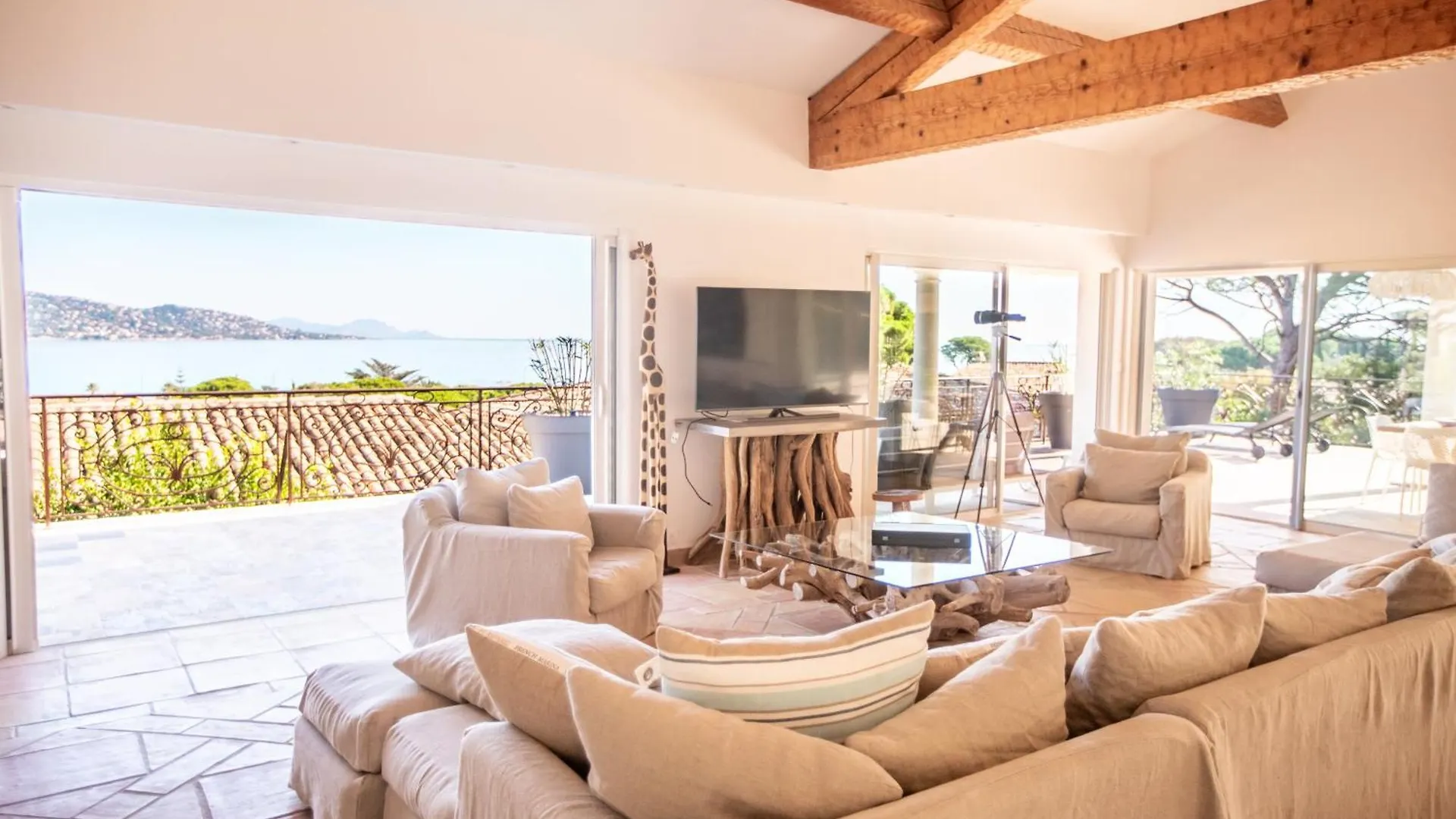 Magnifique Villa A 100 M Plage Climatisation Vue Mer Exceptionnelle Sainte-Maxime France