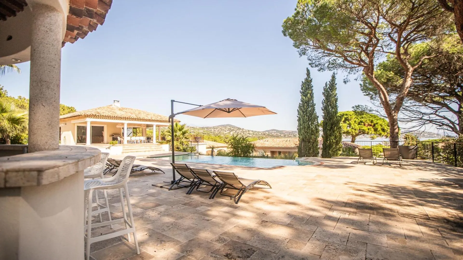 Magnifique Villa A 100 M Plage Climatisation Vue Mer Exceptionnelle Sainte-Maxime