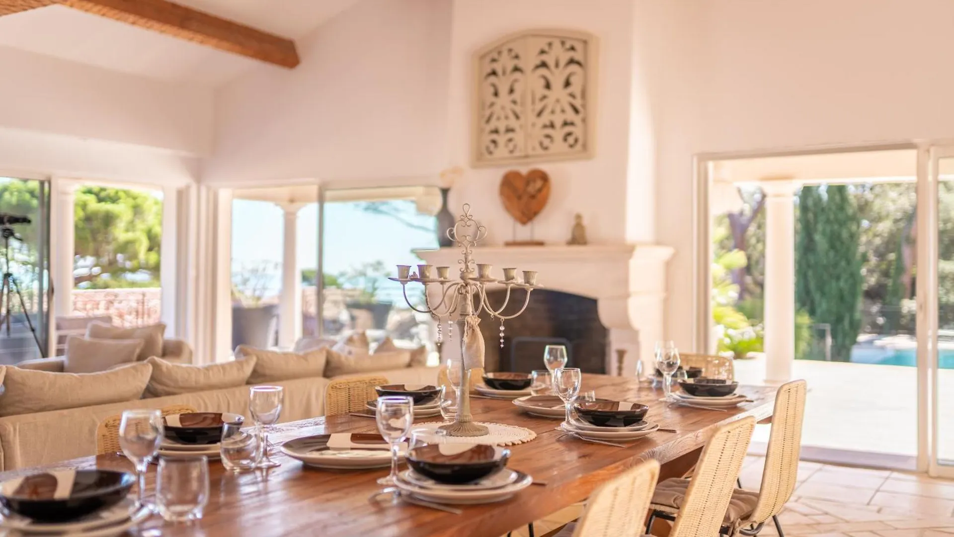 Magnifique Villa A 100 M Plage Climatisation Vue Mer Exceptionnelle Sainte-Maxime