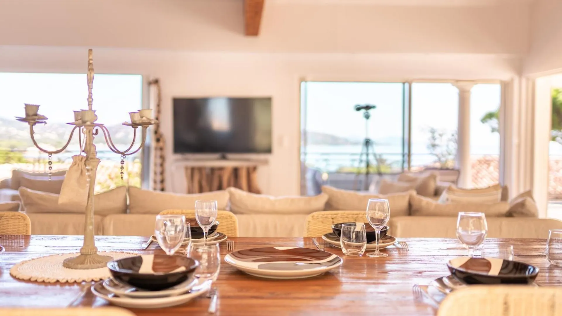 Magnifique Villa A 100 M Plage Climatisation Vue Mer Exceptionnelle Sainte-Maxime