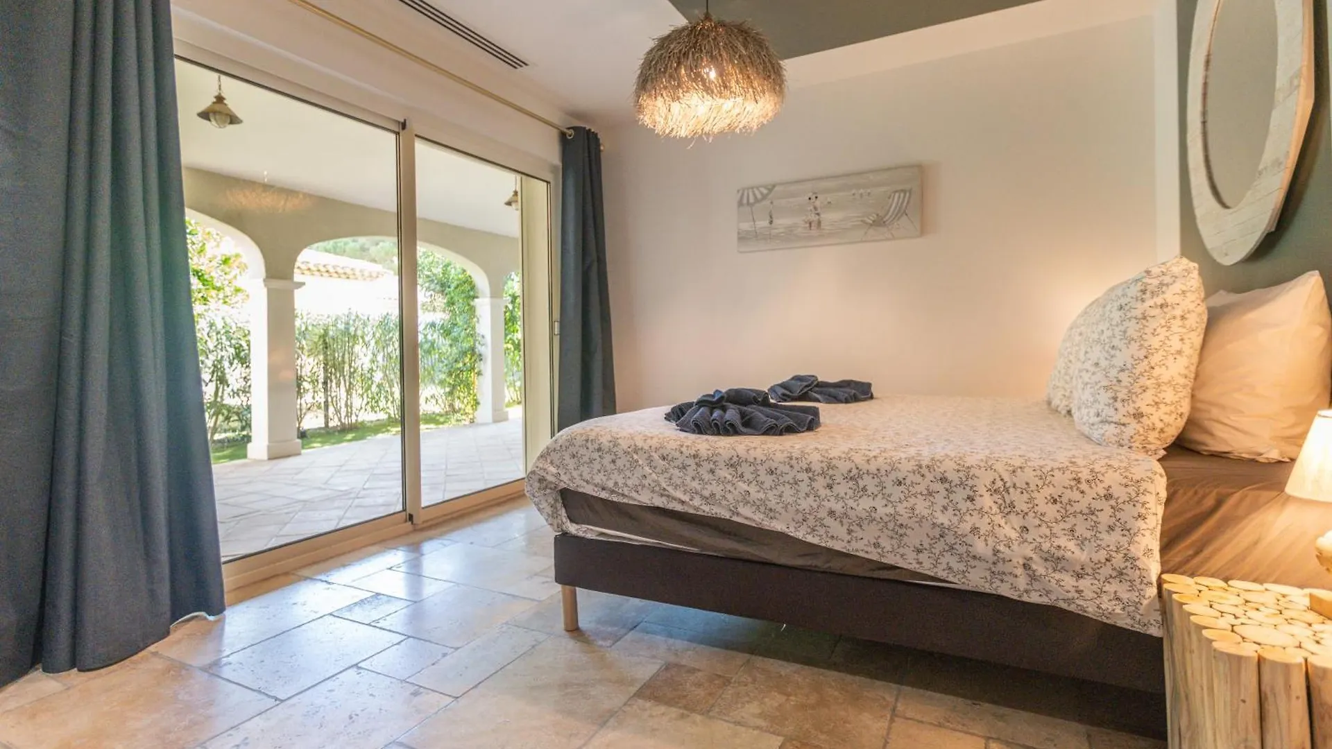 Magnifique Villa A 100 M Plage Climatisation Vue Mer Exceptionnelle Sainte-Maxime