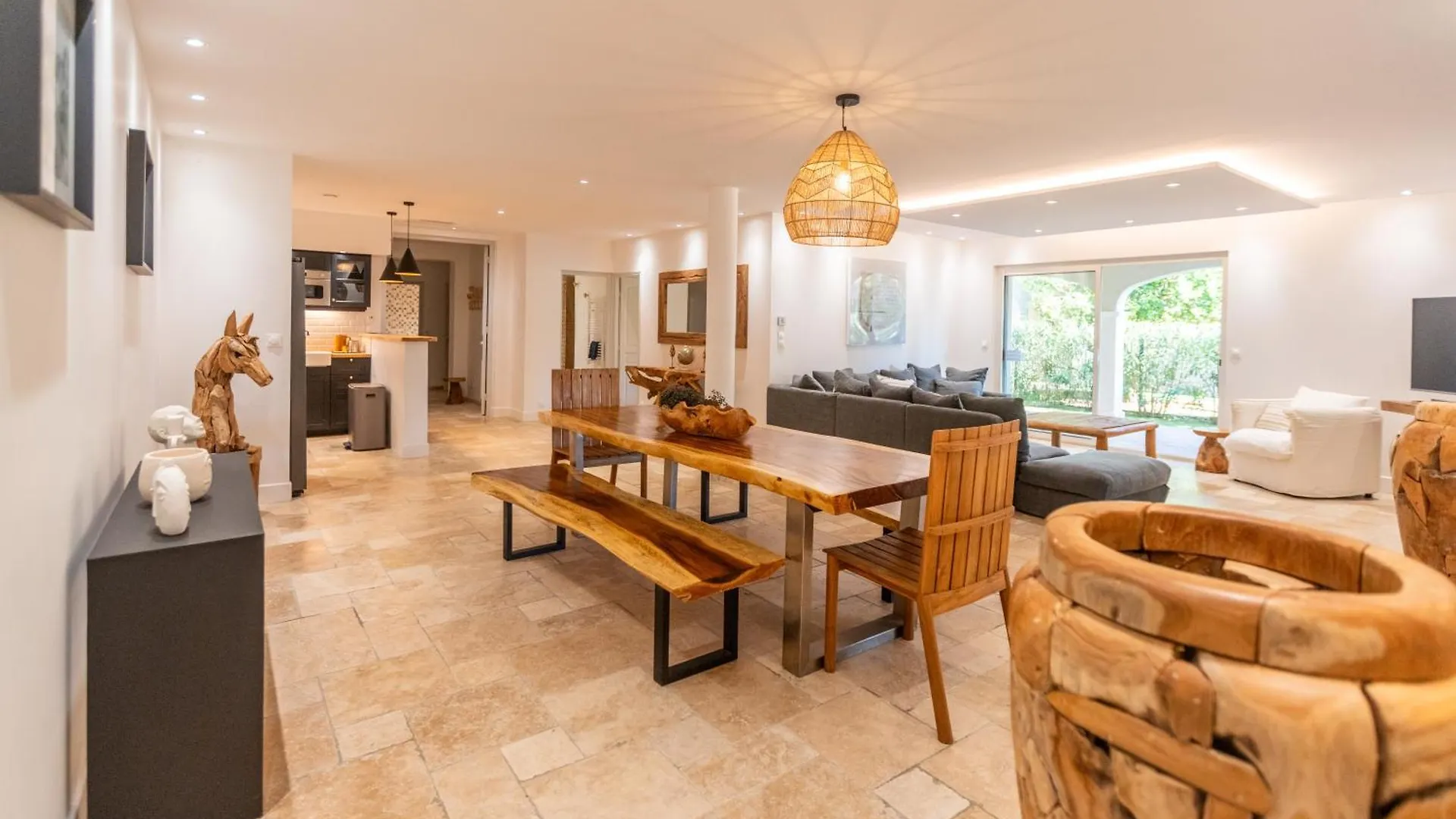 Magnifique Villa A 100 M Plage Climatisation Vue Mer Exceptionnelle Sainte-Maxime 0*,  France