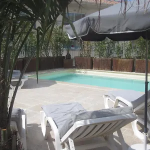 Hotel Brit Hotel Confort Le Revest Sainte-Maxime, Sainte-Maxime